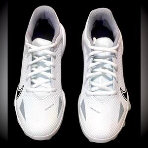 Boys (big kid) youth Nike baseball cleats size 6Y NWOB